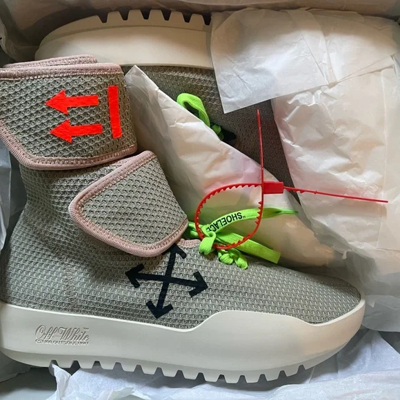 Off-White MOTO WRAP SNEAKER - Picture 1 of 3